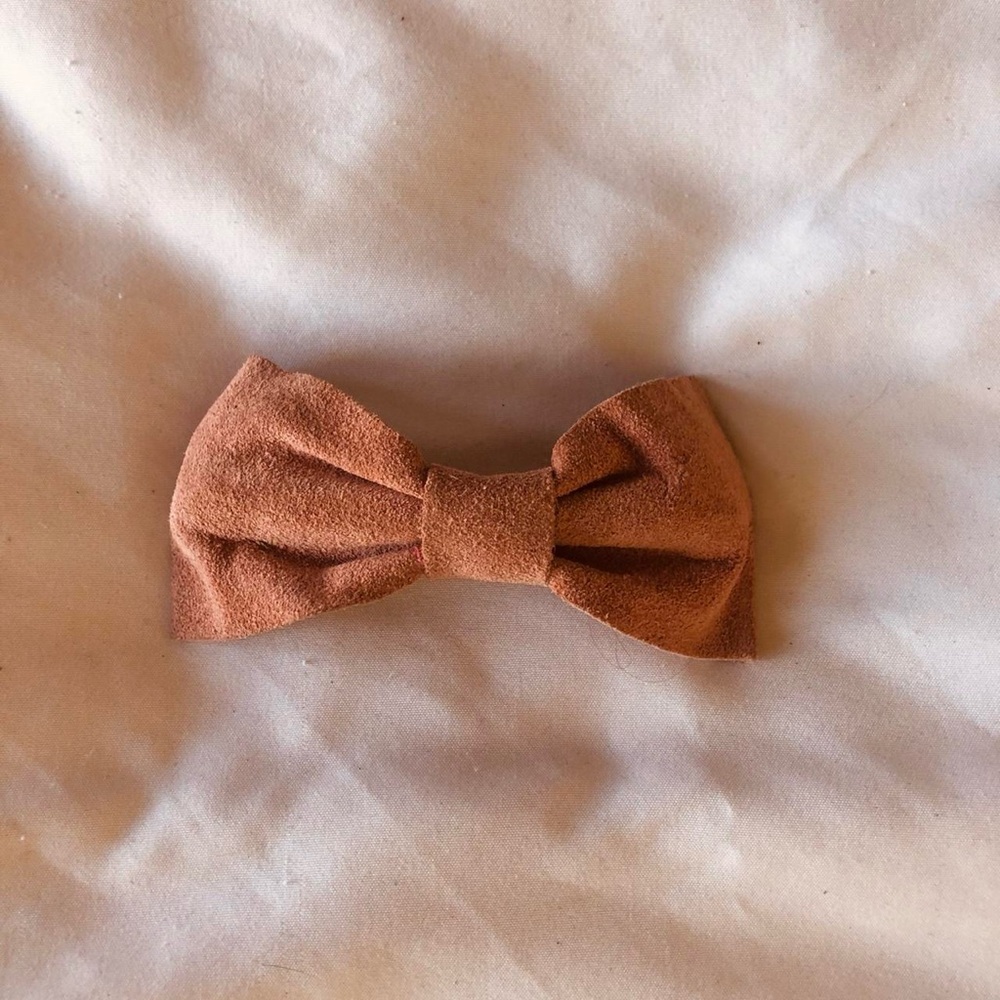 American Apparel Tan Suede Bow Hair Clip